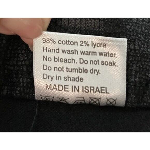 Bevy Flog Black Dafna Faux Reptile Stretchy Pull On Women's Pants Size 26 - Picture 3 of 5